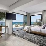 Dyo Hotel 4*